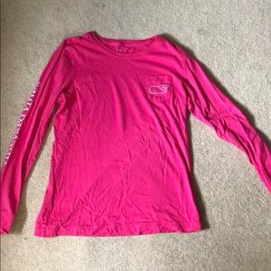 Bright pink long sleeve vineyard vines t shirt!